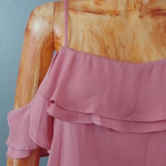 L'ACADEMIE | salmon off shoulder ruffle bodysuit - Picture 3 of 8